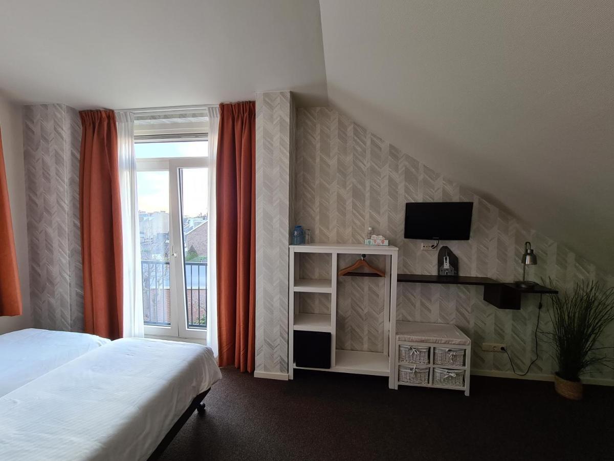Boutique Hotel De Raetskamer ノールトウェイケルハウト　 エクステリア 写真