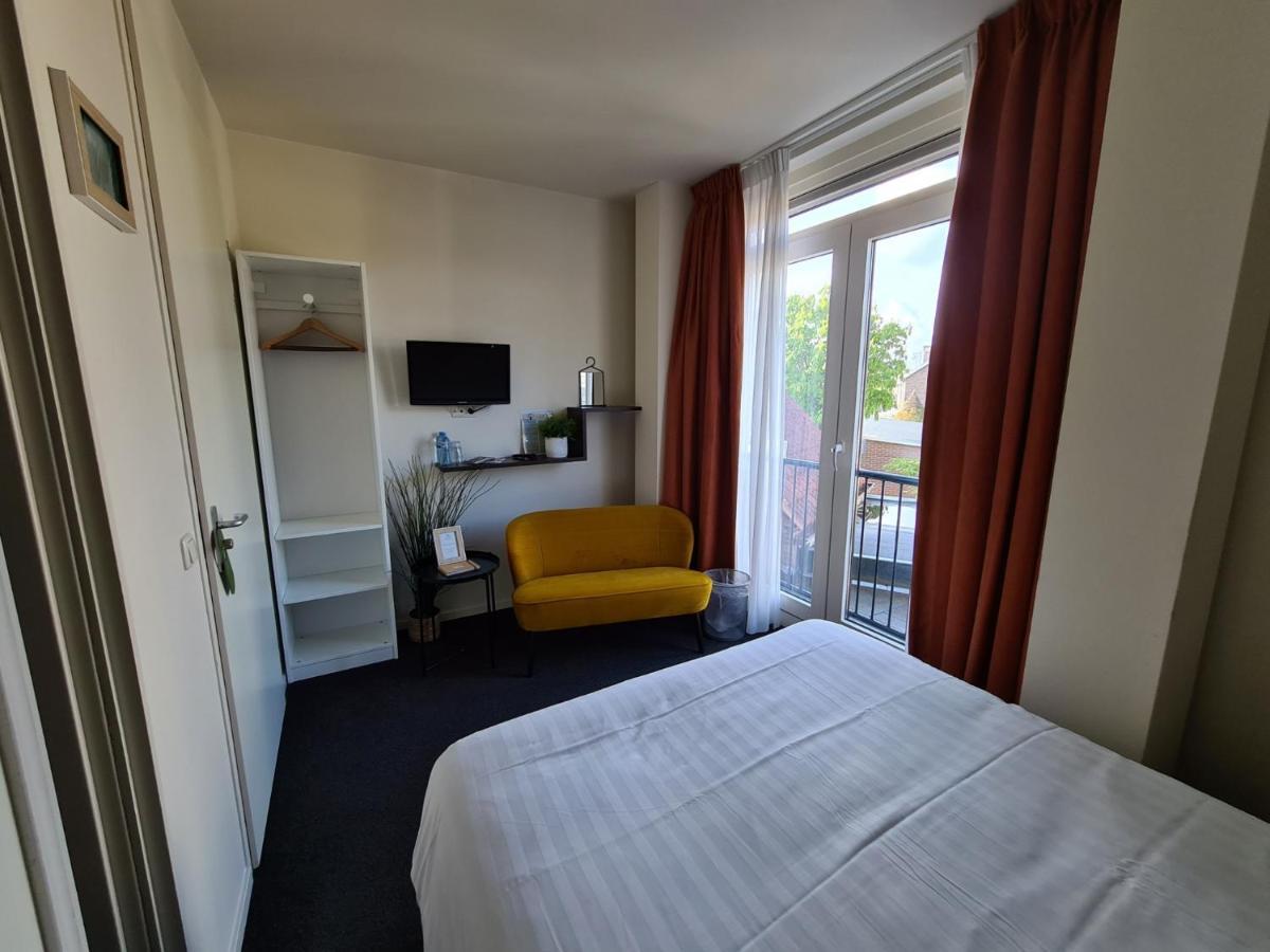 Boutique Hotel De Raetskamer ノールトウェイケルハウト　 エクステリア 写真